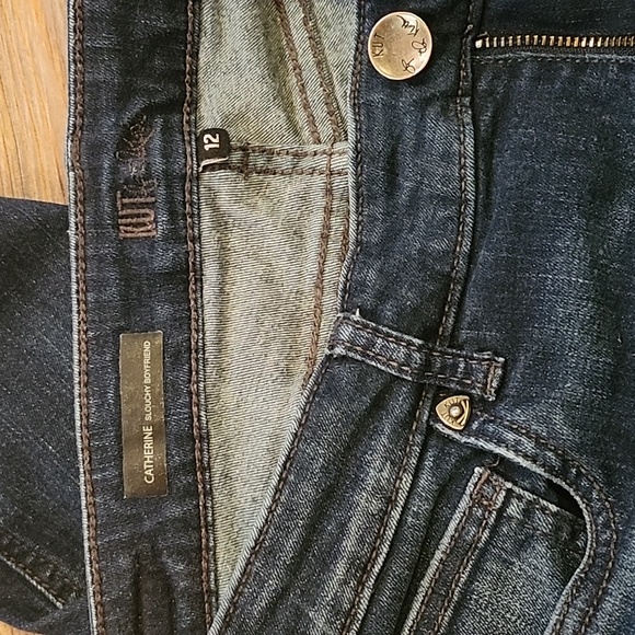 Kut from the Kloth - Catherine Slouchy Boyfriend Jean - Picture 4 of 6